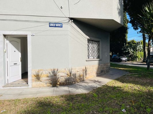 Two-room apartment with patio, credit approved