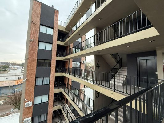 Venta Monoambiente con Cochera en Tigre Centro
