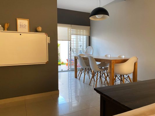Duplex House for Sale in Olivos – 4 rooms, garden, garage