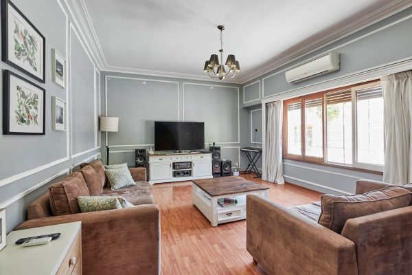 Olivos Golf House for Sale, 5 rooms, garage