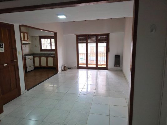 Apartment credit, three spacious rooms, 2 bathrooms, patio