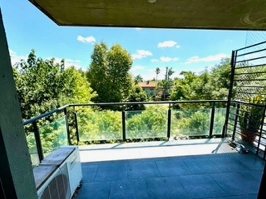 Studio Rental with Parking Tigre