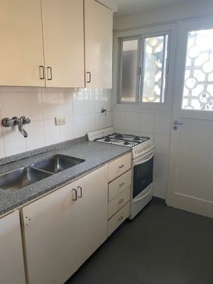 3-room apartment for sale, low maintenance fees, credit available