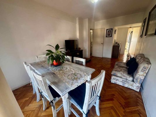 3-room apartment for sale in Olivos with balcony