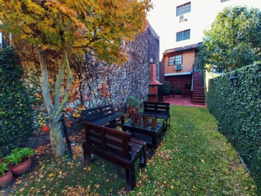 Sale of 5-room Olivos Garden Grill