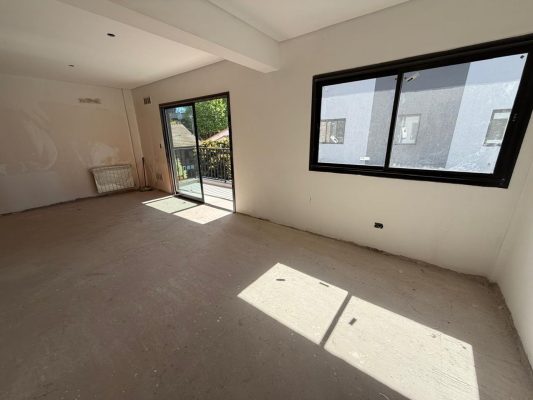 Bright 3-Room Apartment San Fernando