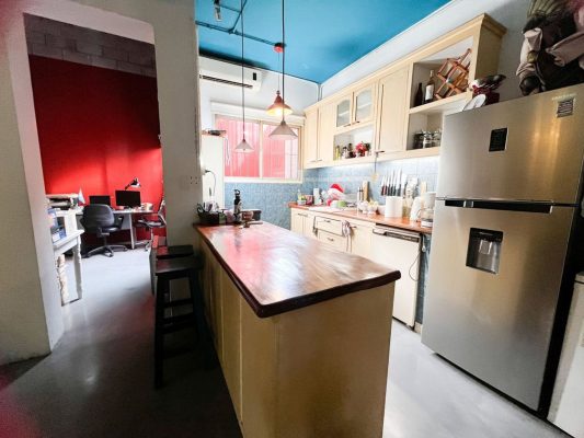 House OLIVOS for Sale, 4 rooms, Excellent location