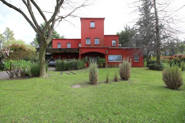 Sale of Retail/Office in Martinez