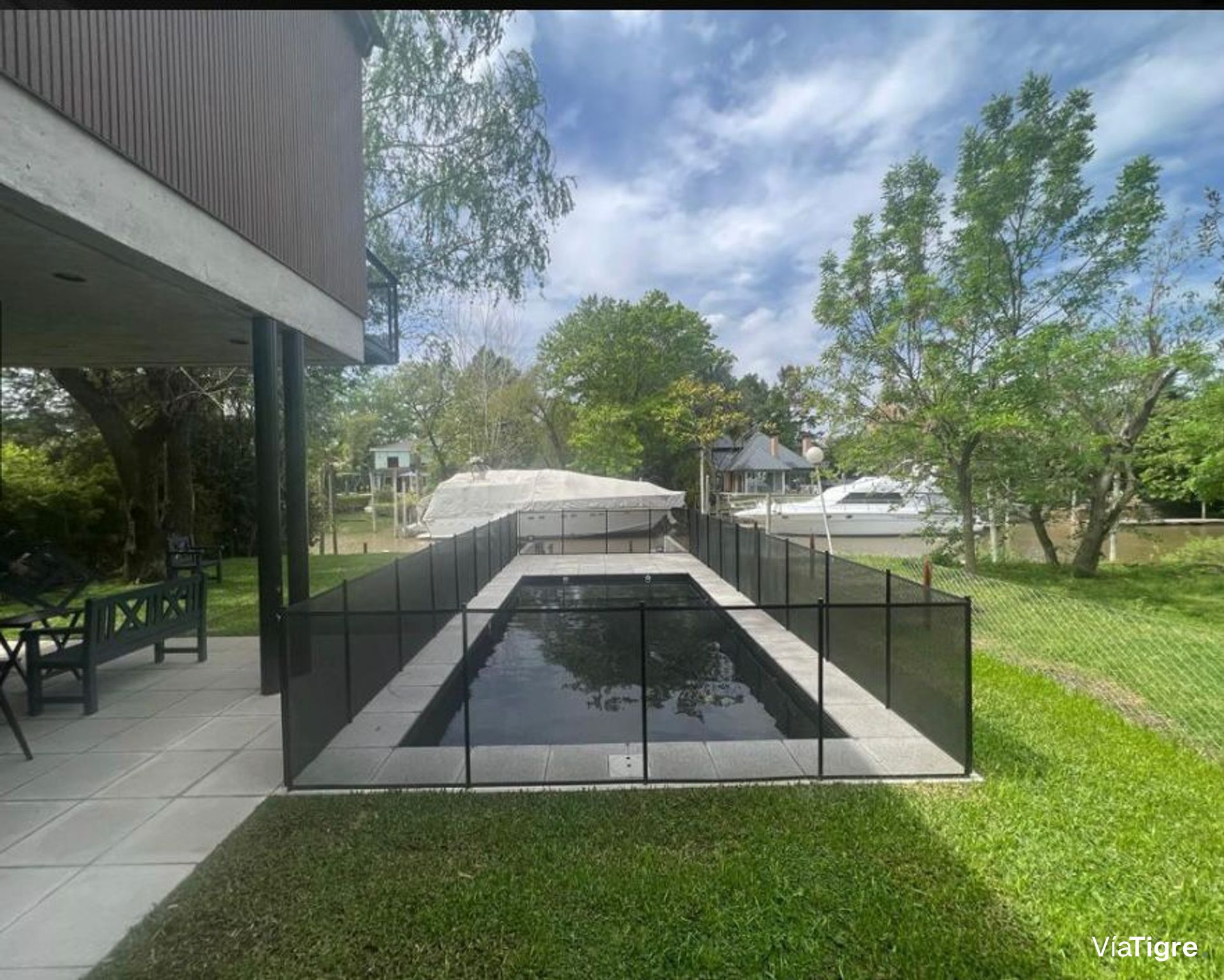 Temporary Rental House with River View and Access