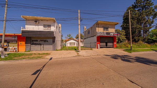 Casa Multifamiliar Venta Benavidez Zona Comercial