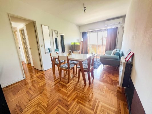 Departamento 3 Ambientes Con Balcon Y Cochera
