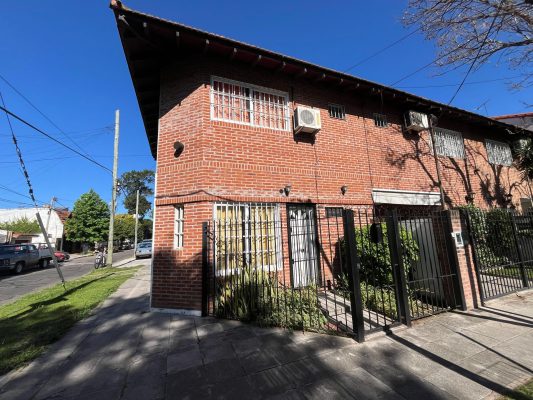 Modern duplex for sale in Carapachay!