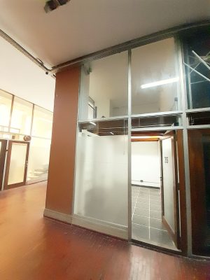 Local en Galería 10M2, San Isidro o Depósito