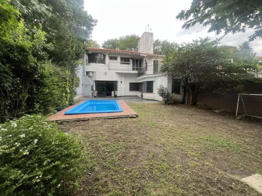 Casa c/ pileta y parque en Don Torcuato Oportunid!