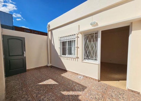3-room apartment for sale in Villa Adelina with patio – bright