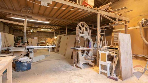 Warehouse Sale + 14 Duplexes (Rental) Central Tigre