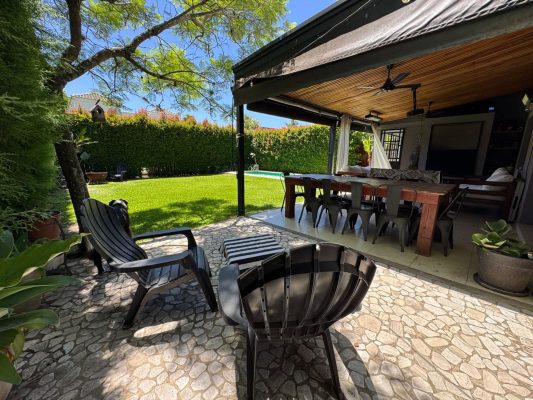 Tigre Temporary Rental House, Garden BBQ