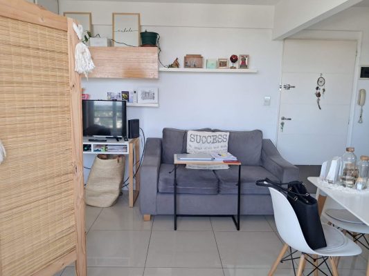 Rent 1 Room Balcony Apartment/Professional with Amenities San Isidro