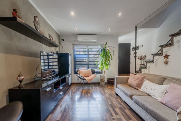 4-room triplex for sale, Florida, Vicente Lopez