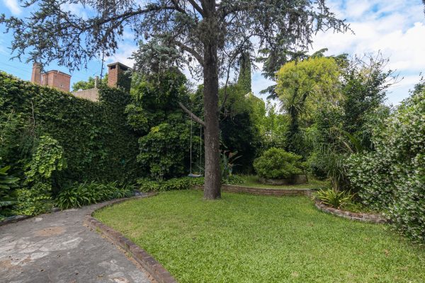 House for Sale in Florida on 450 m² Lot