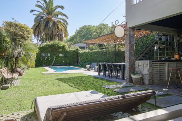 Sale - 4 Bedroom House Under Vte. Lopez With Pool