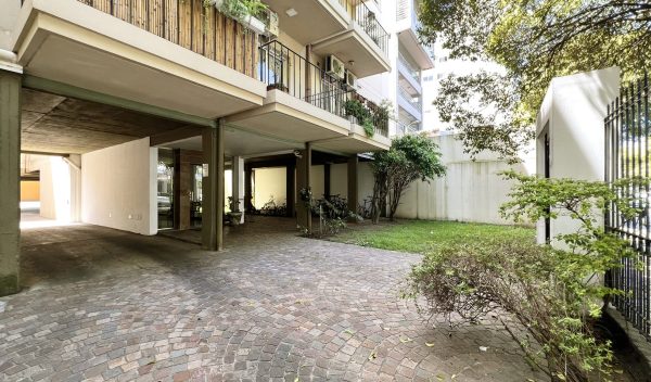 2-room duplex for sale with garage and balcony Florida