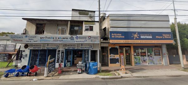 Land Sale with Shops and Apartments in Torcuato
