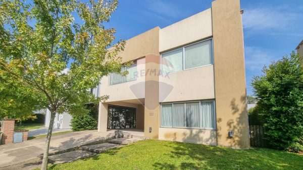Casa Venta 4 dormitorios Tipas Nordelta