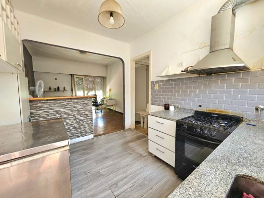 3-room apartment for sale in PA San Fernando with patio