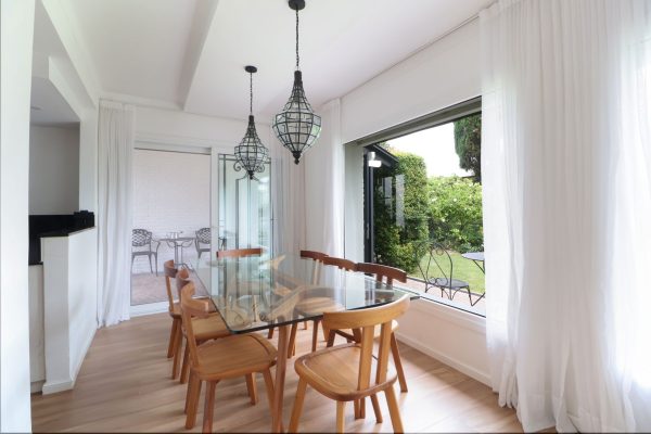 Casa Venta 6 Ambientes Martínez Lote Propio