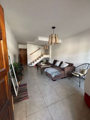 4-Room Triplex for Sale, Carapachay