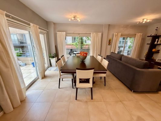 Sale of 3-room property with garage, balcony and patio – Vte Lopez