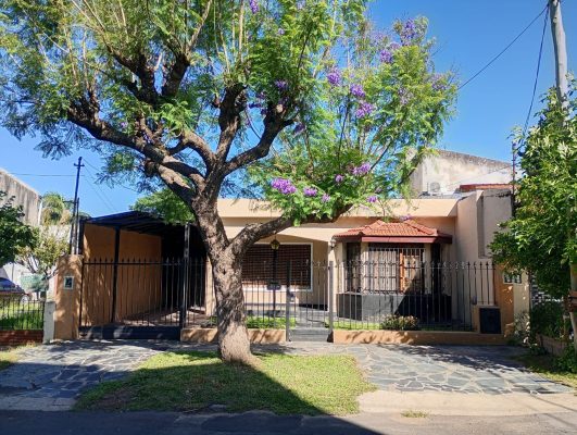 Casa en VENTA en Gral Pacheco C/PILETA y PARRILLA