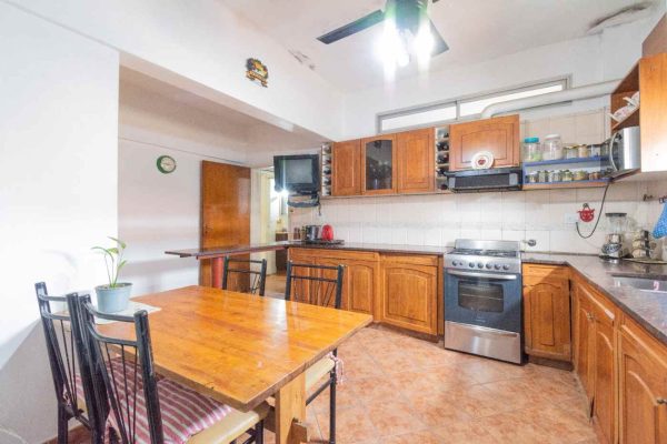 House for Sale 5 Rooms + 3-Car Garage V. Martelli
