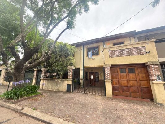 House 6 Rooms for Sale Olivos Buenos Aires