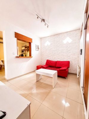 Sale of 3-room Apartment with Patio, Villa Martelli