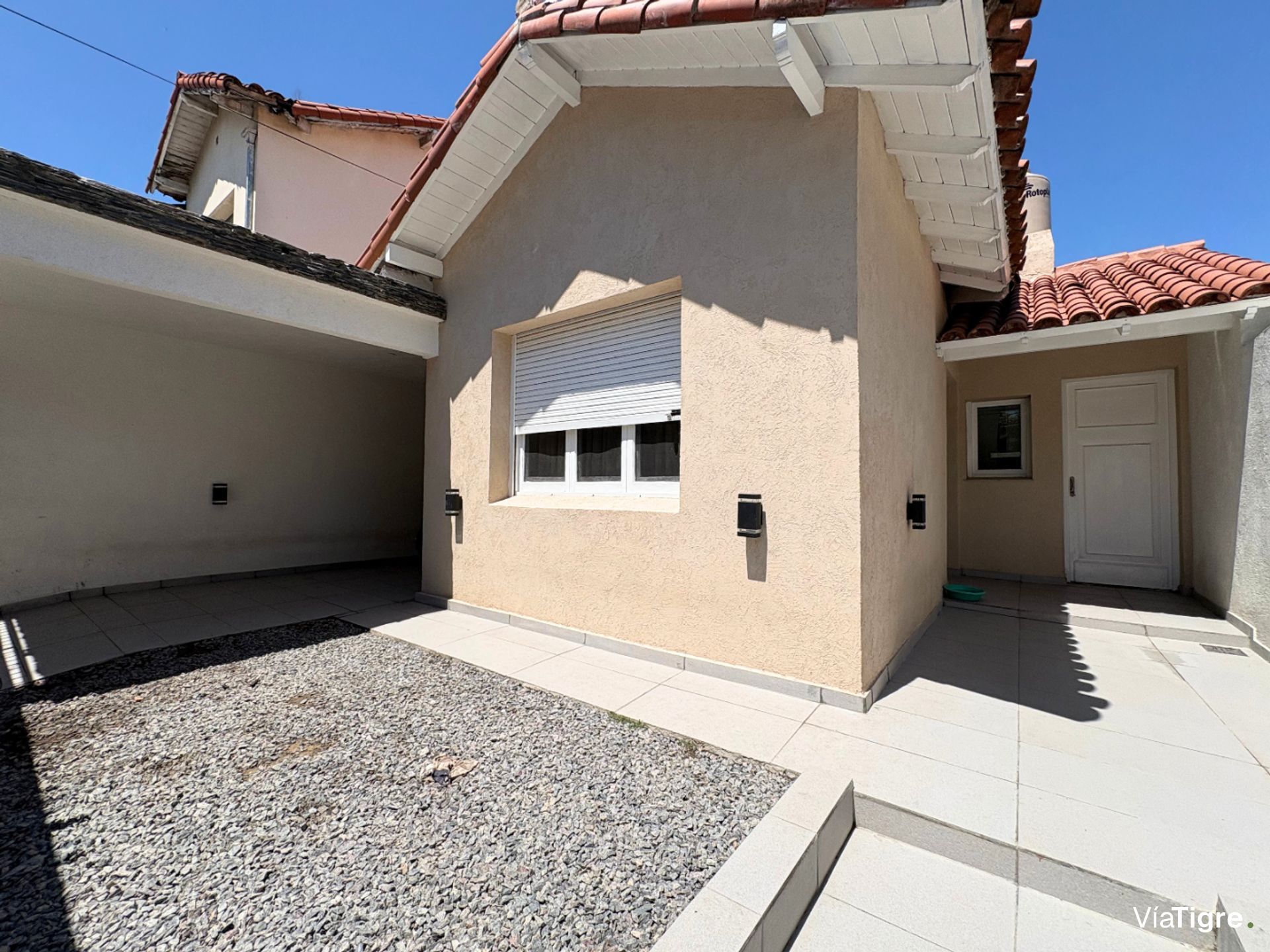 Sale: Brand?new 5?room house, San Isidro