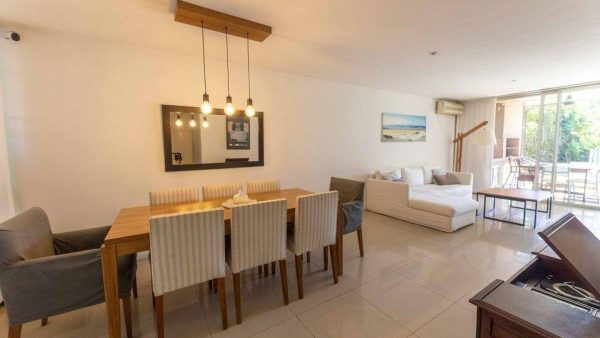 Venta Casa 4 Amb C Jardin Y Pileta En Beccar Syrah