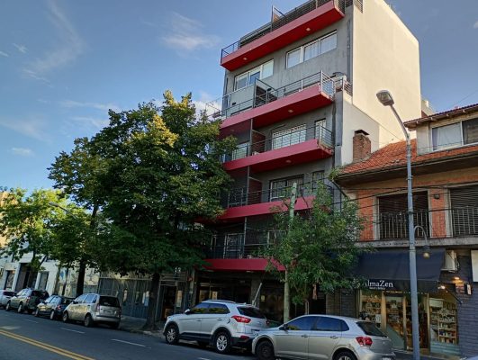 For Sale Apartment 2 Rooms In Victoria With Balcony