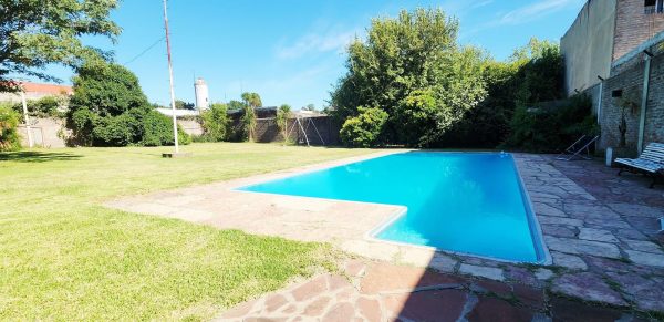 venta casa 4 ambientes pileta parque don torcuato