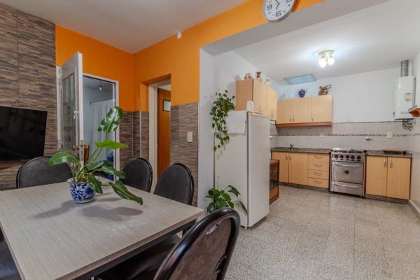 Sale on Credit House + Shop + Apartment in V. MARTELLI