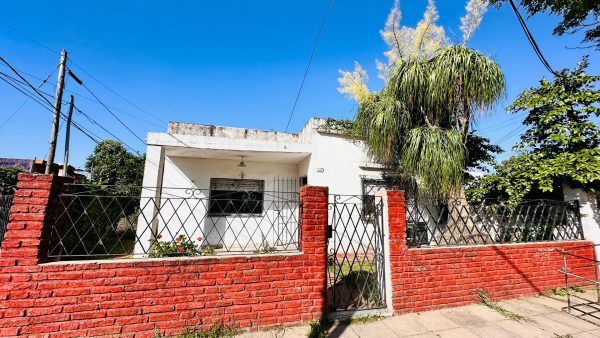 Venta Lote Con Vivienda A Refaccionar - Boulogne