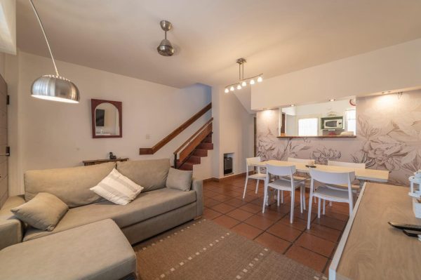Sale Triplex 2?bedroom with Garage Olivos