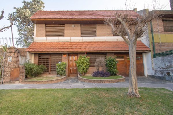 House For Sale Villa Martelli With Garage