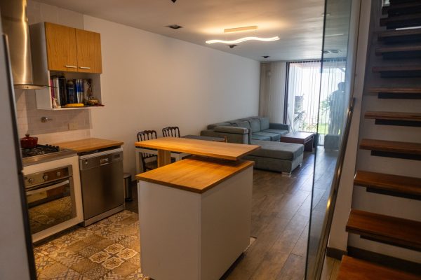 For Sale Triplex 4?bedroom with pool in Florida