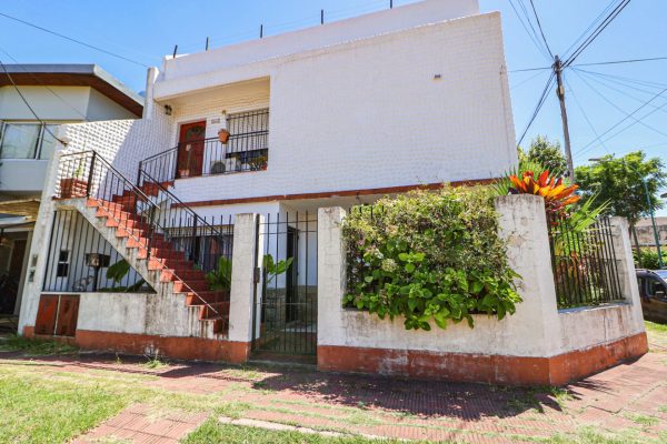 House 3?bedroom with garden and patio – Olivos Roche