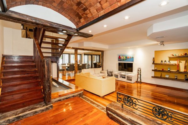 Sale House 4?bedroom with Apartment Olivos Garden Pool