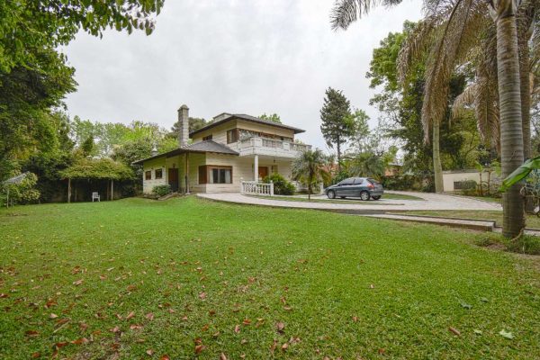 Venta Casa gran terreno Oportunidad