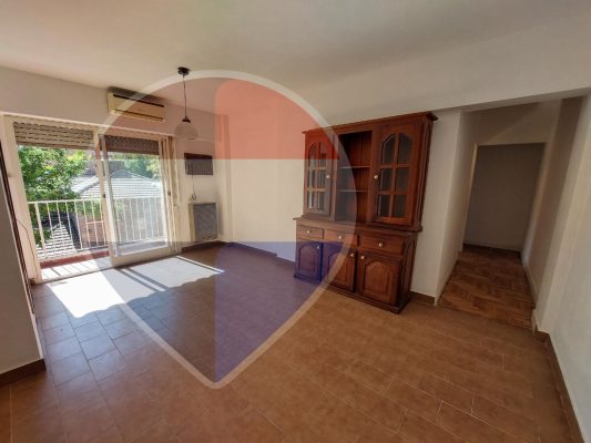 Apartment 2?bedroom with balcony, garage and electricity