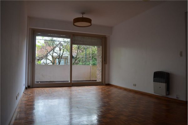For Rent Apartment 2?bedroom with Garage Apt